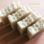 Oatmeal & Honey Soap For Sensitive Skin - Image 3